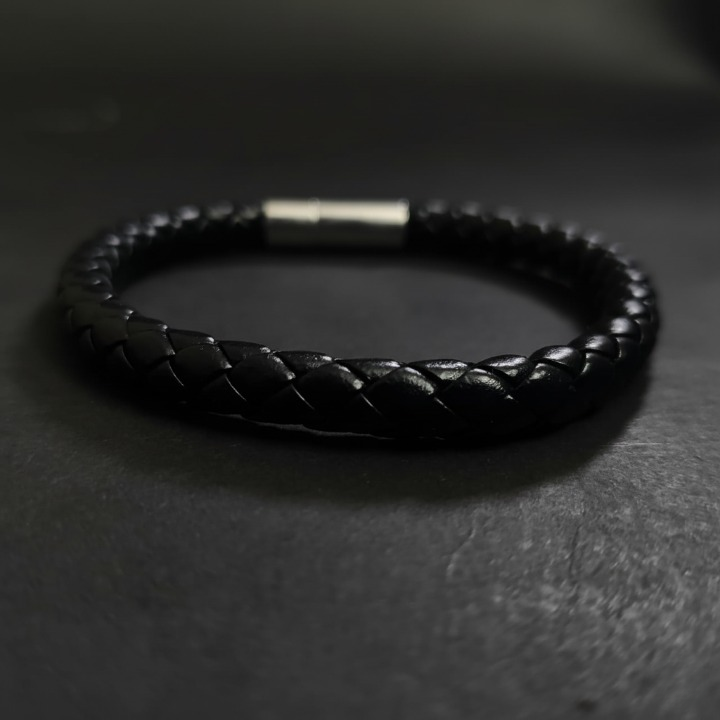 The Zenith Leather Cuff