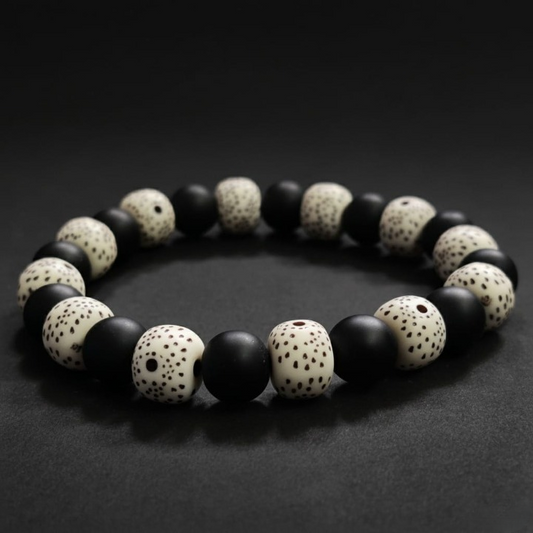 Black and White beaded bracelet